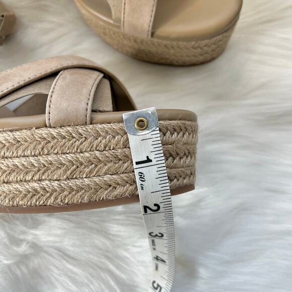 New Women’s Vince Camuto Fettana Leather Wedge Sandals Size 9 - Picture 6 of 7